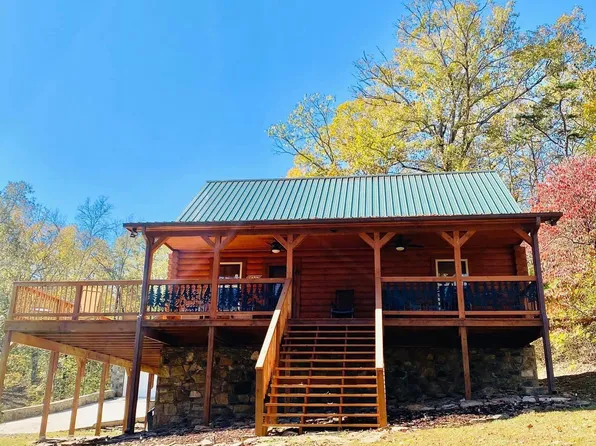 355 Riverbend Dr, Clinton, AR 72031