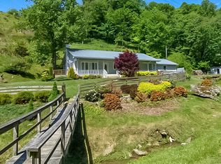 1497 Phillips Branch Rd, Vilas, NC 28692