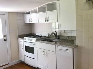 14 Abbott St APT 3, Wellesley, MA 02482