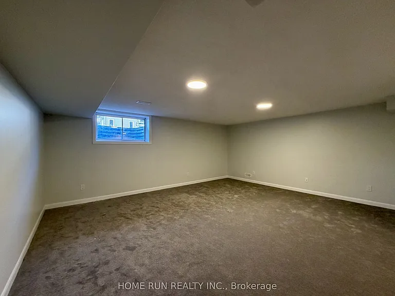 1009 Ballyhale Hts — Photo 29