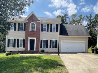 5390 Angel Oaks Dr, Winston Salem, NC 27105