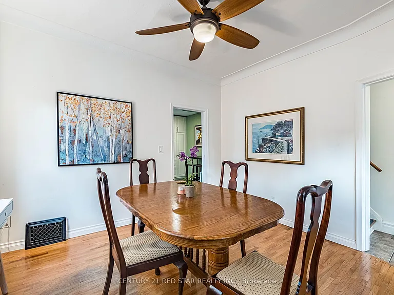 458 Dundurn St S — Photo 15