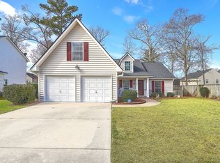 102 Melanie Ln, Summerville, SC 29485