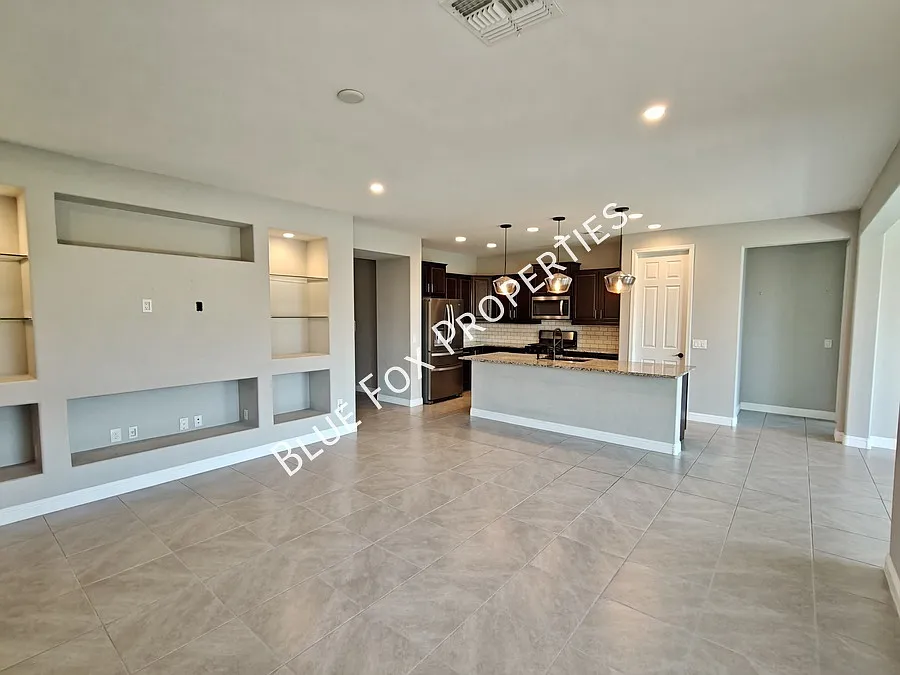 5257 W Toronto Highlands Ln — Photo 2
