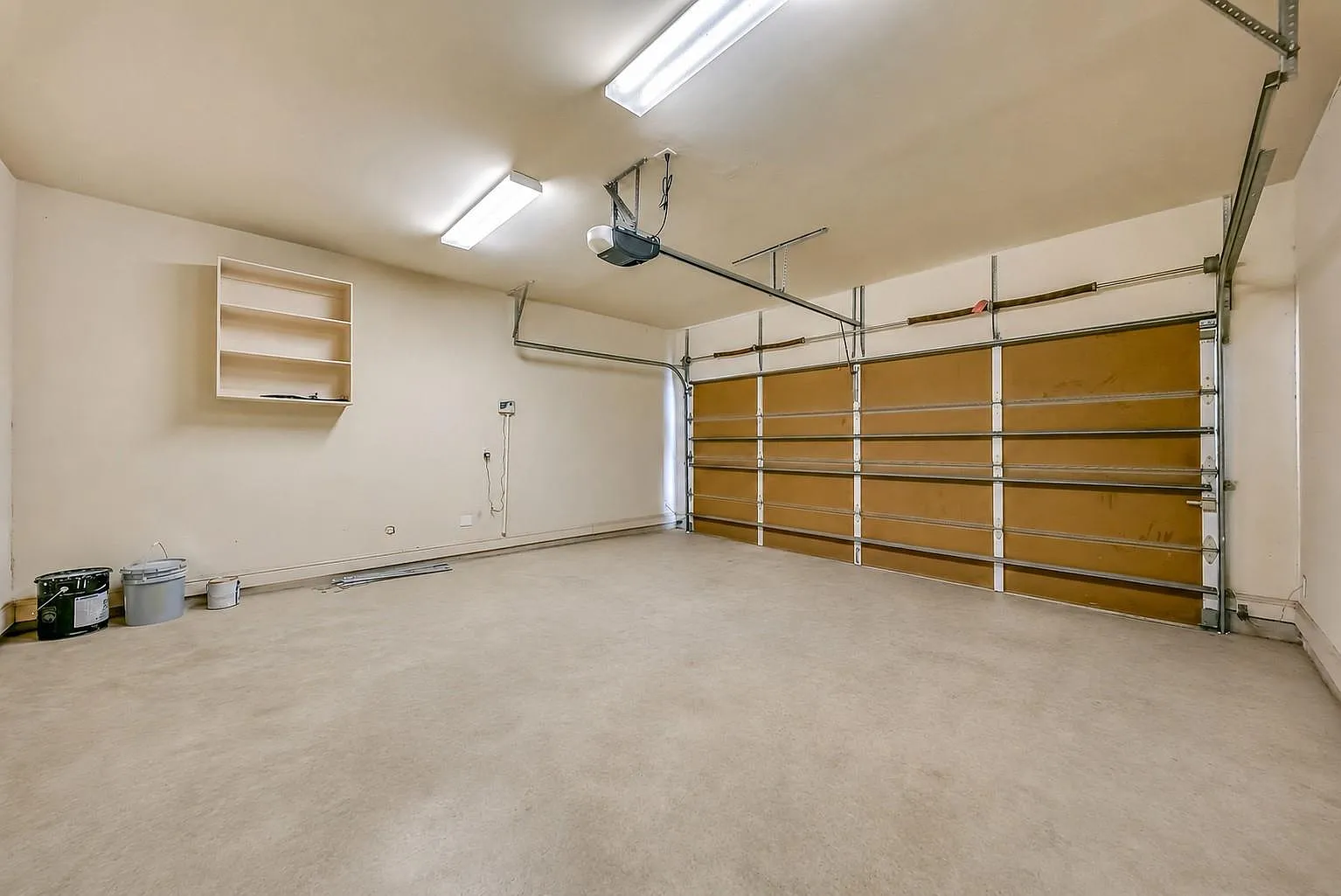 3 bed, 3.0 bath, 1771 sqft, $2,800 — Photo 3