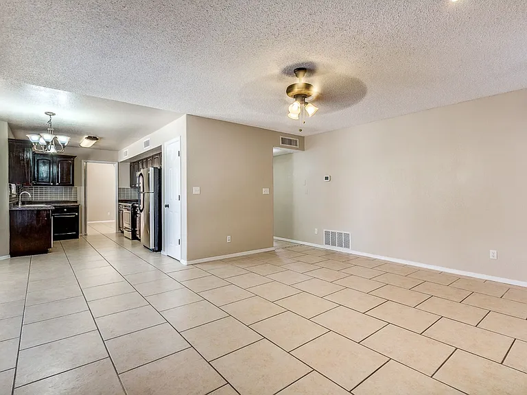 900 Tecate Pl — Photo 18