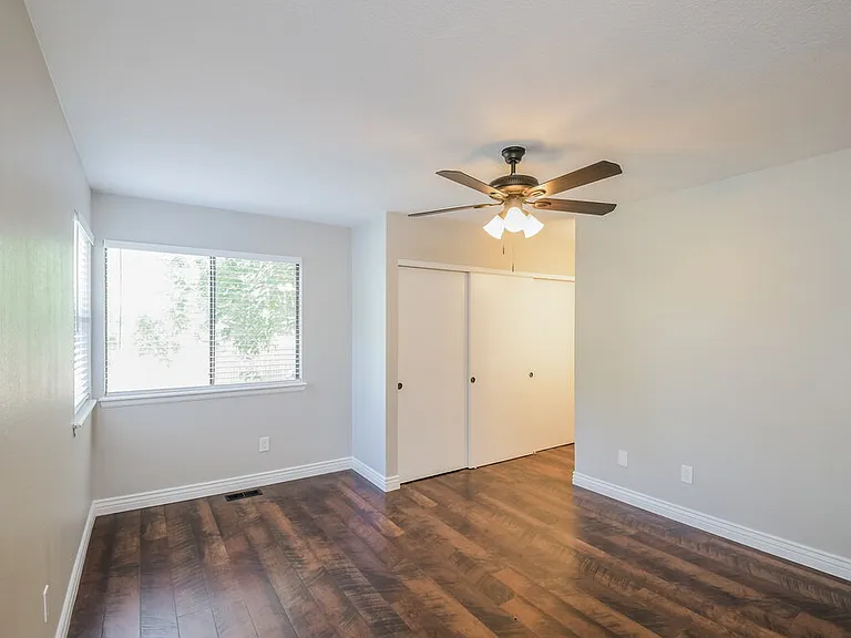 514 Timberline Pl — Photo 12