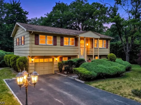 9 Ricker Rd, West Milford Twp., NJ 07435