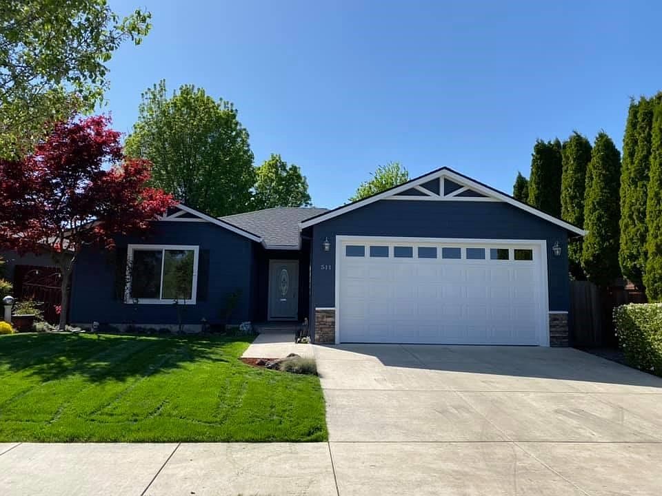 1st image of 511 Woodlark Dr
