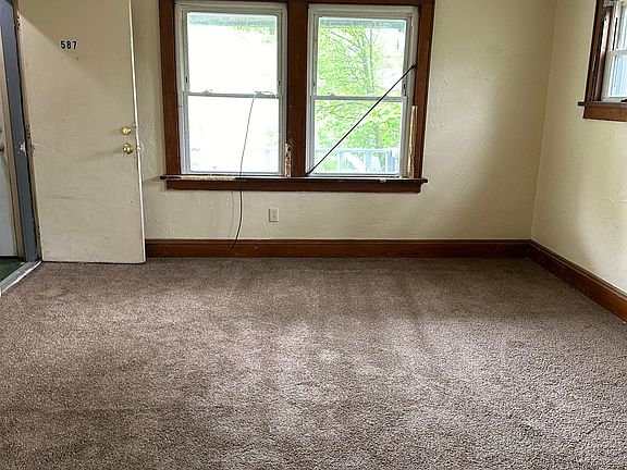 4th image of 587 & 589 Merton Ave #1