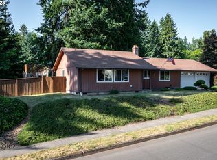 39225 Barker Ct, Sandy, OR 97055