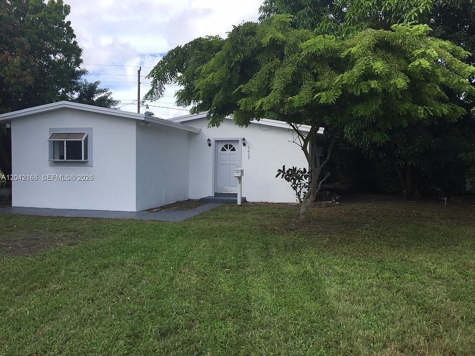 1st image of 1617 NE 177th St