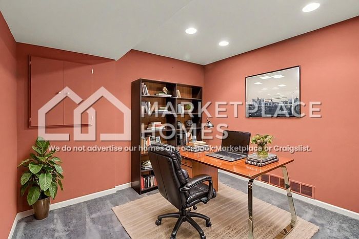 6480 Sheringham Rd, photo 30