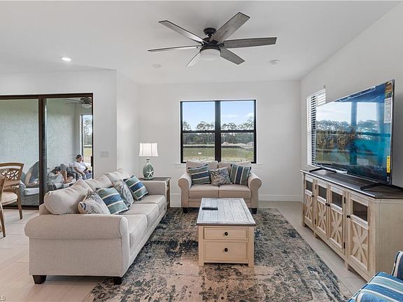 2nd image of 4385 Sonoma Oaks Cir #4385