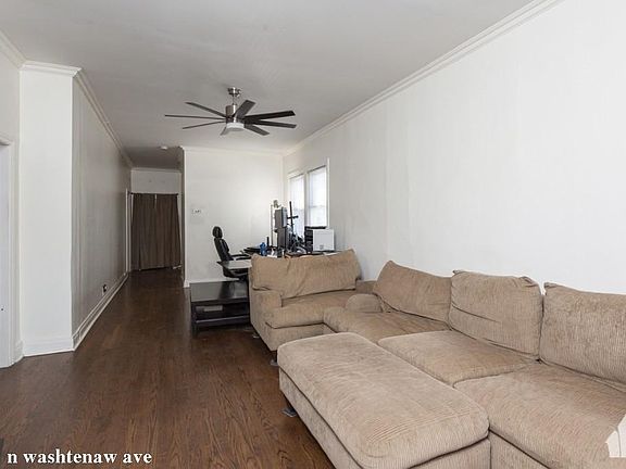 3rd image of 2901 N Washtenaw Ave #1321