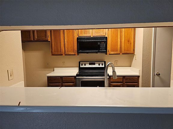 5th image of 9605 Walnut St APT 12102