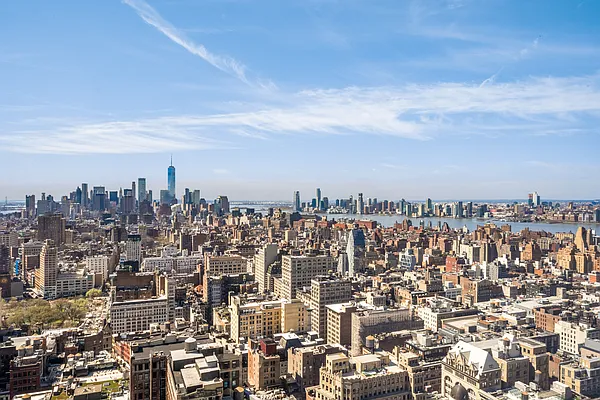 Rented by Douglas Elliman | media 16