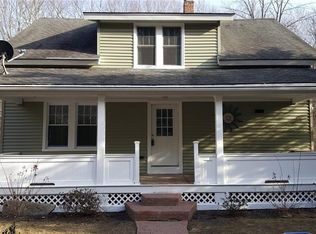 139 Beacon Rd, Bethany, CT 06524