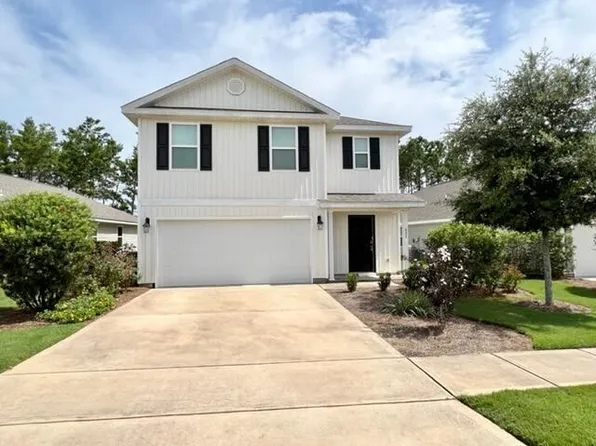 635 Earl Godwin Rd, Freeport, FL 32439