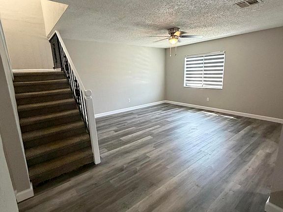 4th image of 2028 Oak Meadow Cir