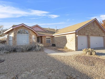 53 Juniper Ave, Los Lunas, NM, 87031