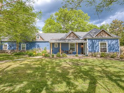 302 4th Ave SW, Gravette, AR, 72736