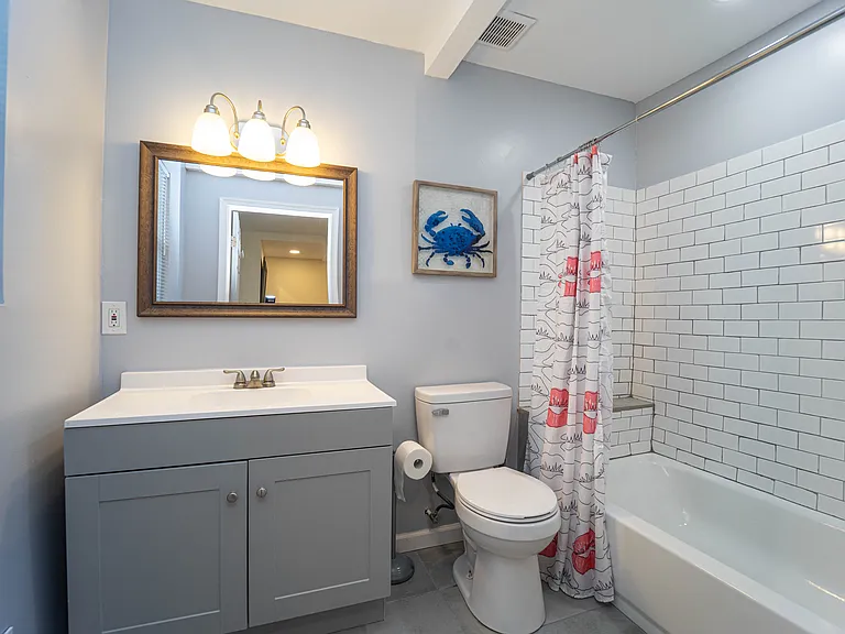 8033 Edgewater Ave — Photo 33
