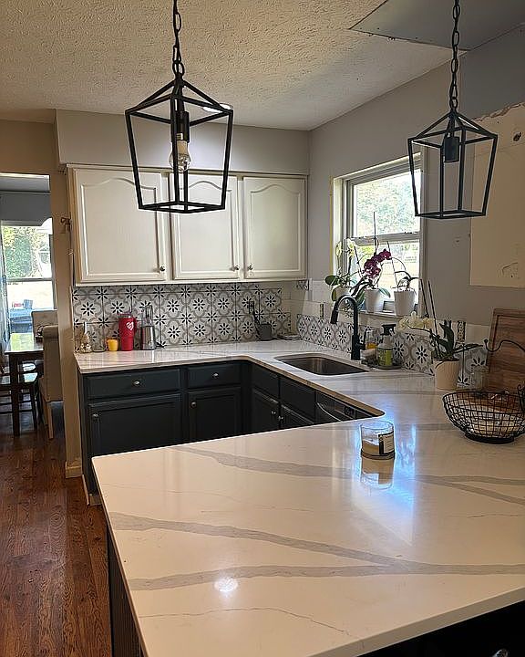 Quartz counter tops 