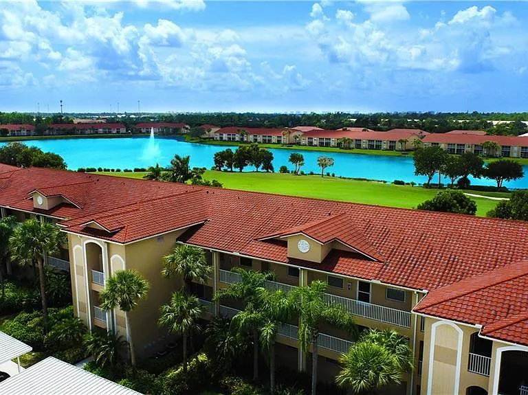 2920 Cypress Trace Cir #204 — Photo 19
