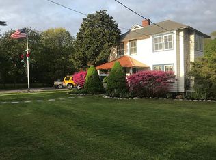 25 Sunset Ave, Westhampton Beach, NY 11978