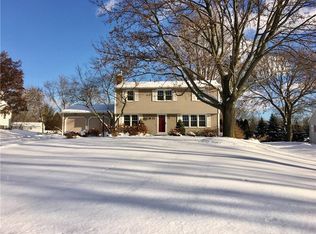 32 Buckwheat Dr, Fairport, NY 14450