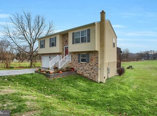 575 W High St, Manheim, PA 17545