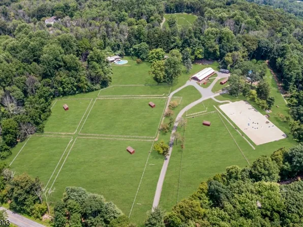 98 N Four Bridges Rd, Washington Twp., NJ 07853