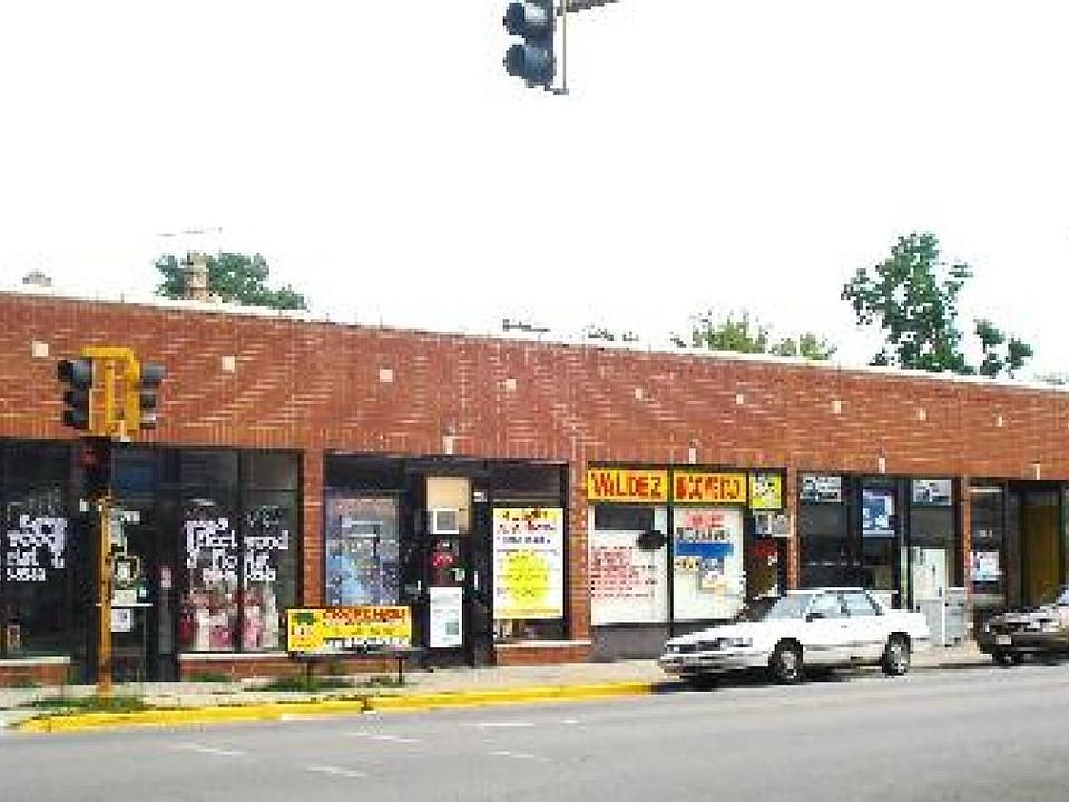 2nd image of 2411 S Laramie Ave