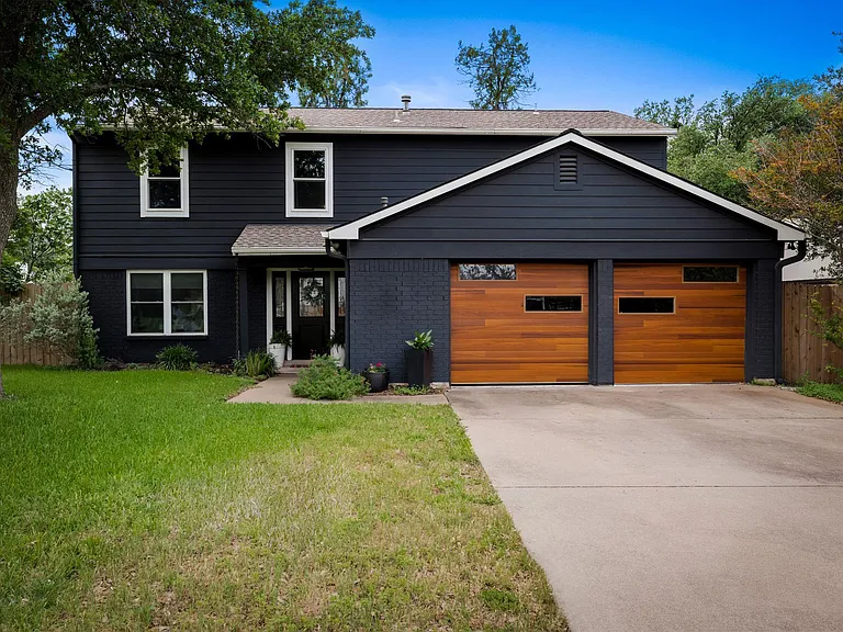 11600 Parkfield Dr — Photo 1