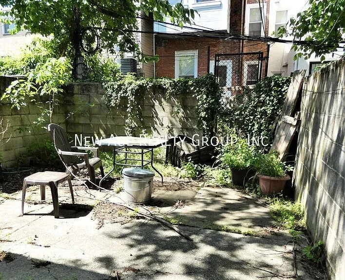 3225 Mount Vernon St #1 — Photo 10
