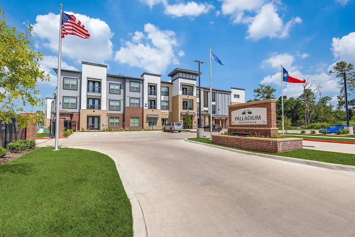 Building Photo - Palladium Houston Ella
