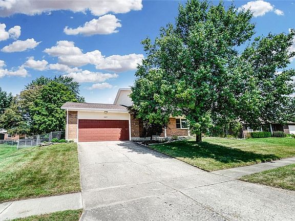 3rd image of 367 Birdsong Dr