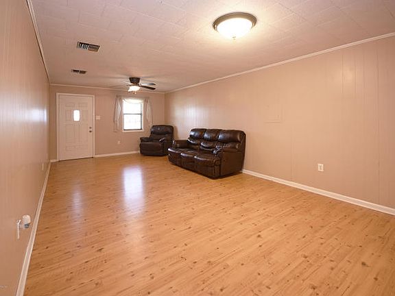 4th image of 2826 Orangewood Dr