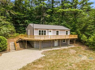 17 Fairway Drive, New Hampton, NH 03256