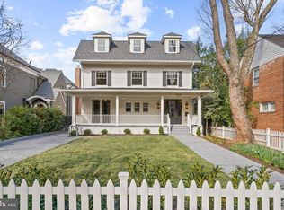 3126 38th St NW, Washington, DC