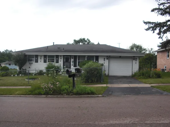 513 Overland Trl, Rockford, IL 61101