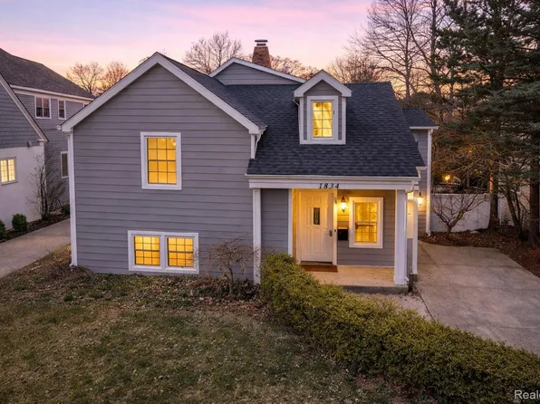 1834 Fairview Ave, Birmingham, MI 48009