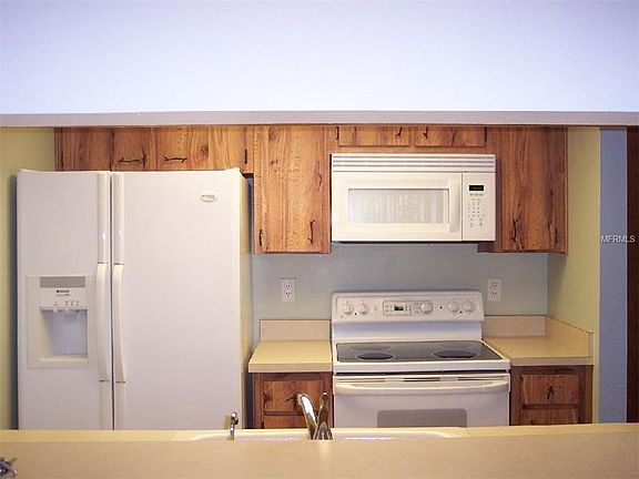 5th image of 2581 Countryside Blvd APT 204