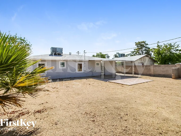 1132 N Rose St — Photo 14