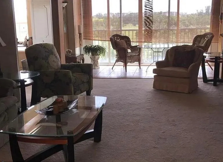 3300 N Palm Aire Dr #606 — Photo 36