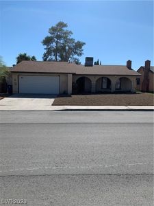 6799 Carrera Dr, Las Vegas, NV, 89103