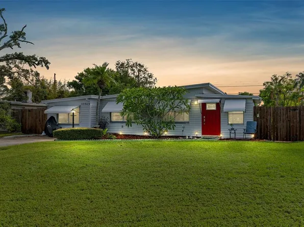 10949 105th St, Largo, FL 33773