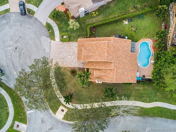4th image of 6439 NW 58th Way
