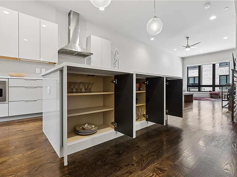 115 City View Ct NE — Photo 10
